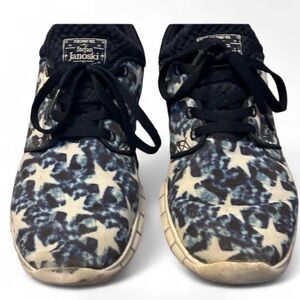 Nike Stefan Janoski Patterned Skate Shoes